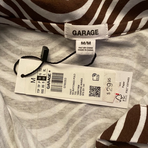 NWT Garage Button Down Top - Picture 3 of 4